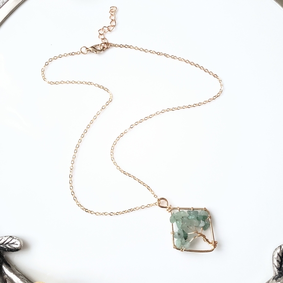 Natural aventurine tree of life pendant necklace - Picture 4 of 4